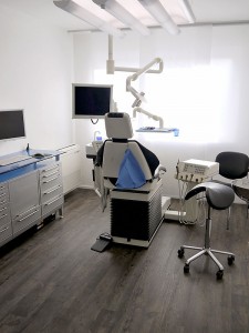 Zahnarztpraxis Dres. Meisel Nürnberg| Behandlungszimmer 2